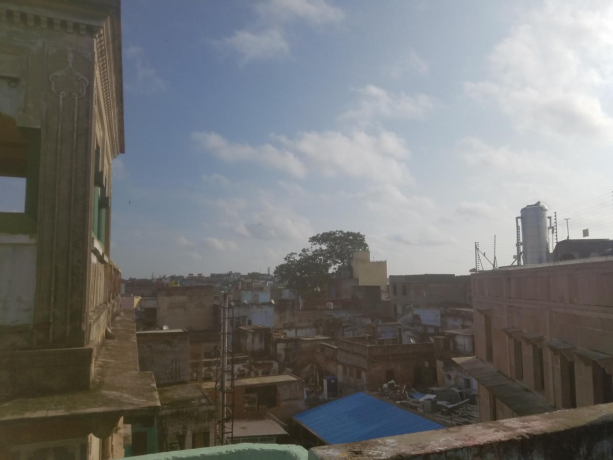 Baba Varanasi